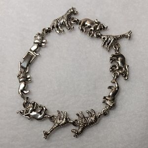 Vintage Silver Tone Safari African Animal Charm Bracelet